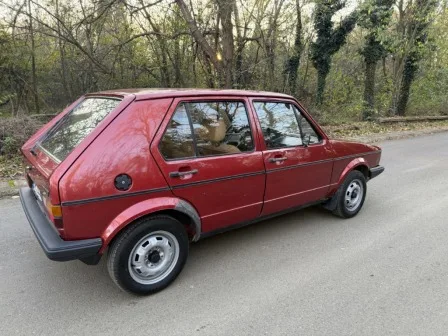 VW Golf 1.6 D снимка 4