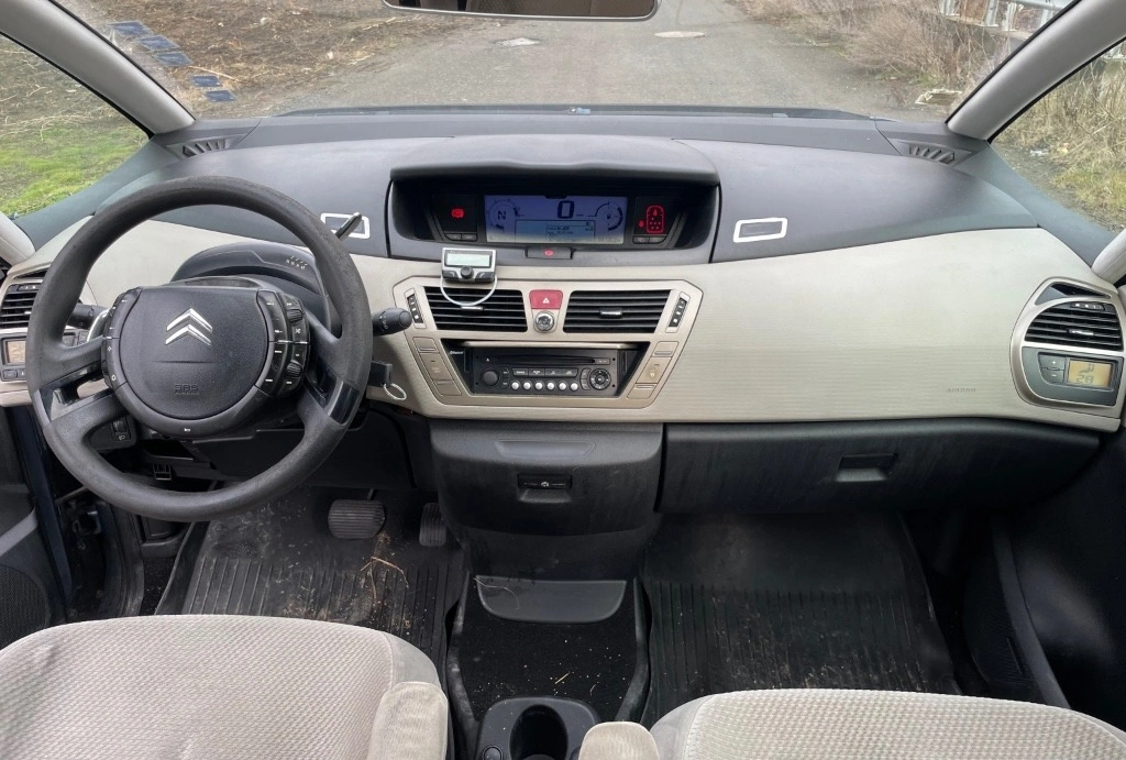 Citroen Grand C4 Picasso 1.6 HDi снимка 7