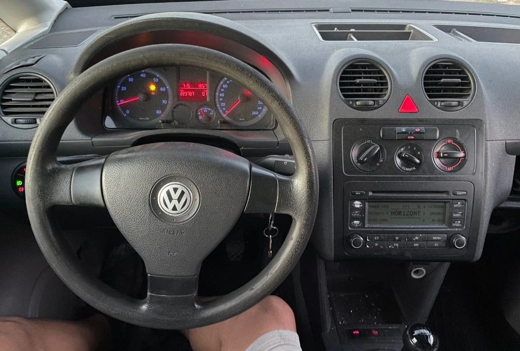 VW Caddy 1.4i снимка 7