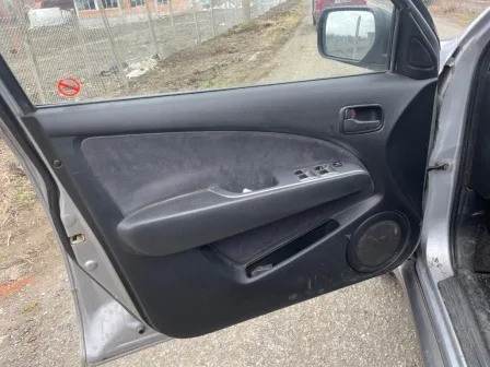 Mitsubishi Outlander 2.0i снимка 6
