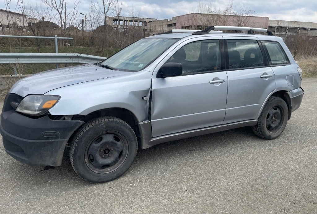 Mitsubishi Outlander 2.0i снимка 3