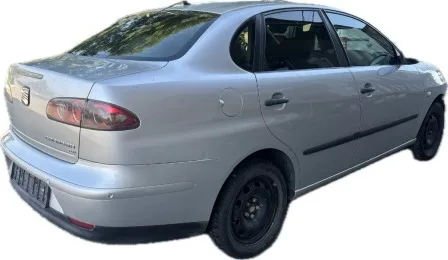 Seat Cordoba 1.9 TDi снимка 5