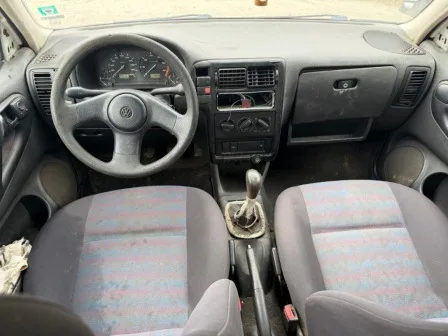 VW Polo 1.6i снимка 7