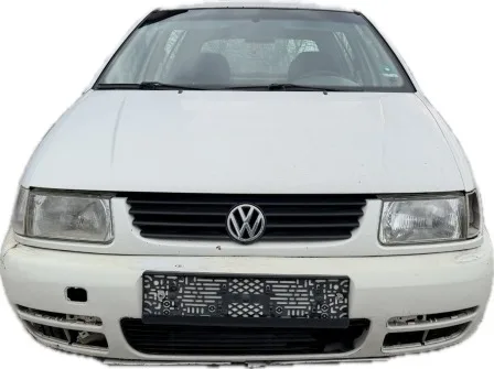 VW Polo 1.6i снимка 6
