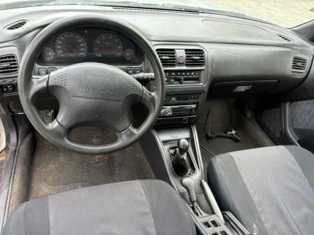 Subaru Legacy 2.0i AWD снимка 8
