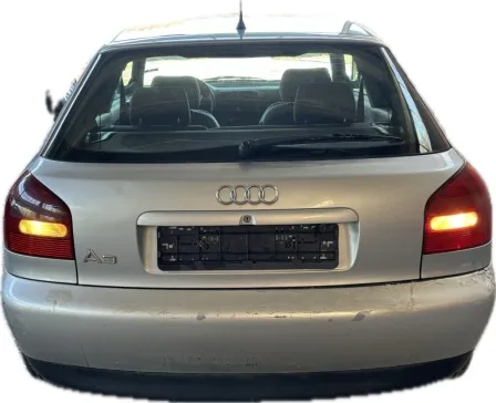 Audi A3 1.6i снимка 5