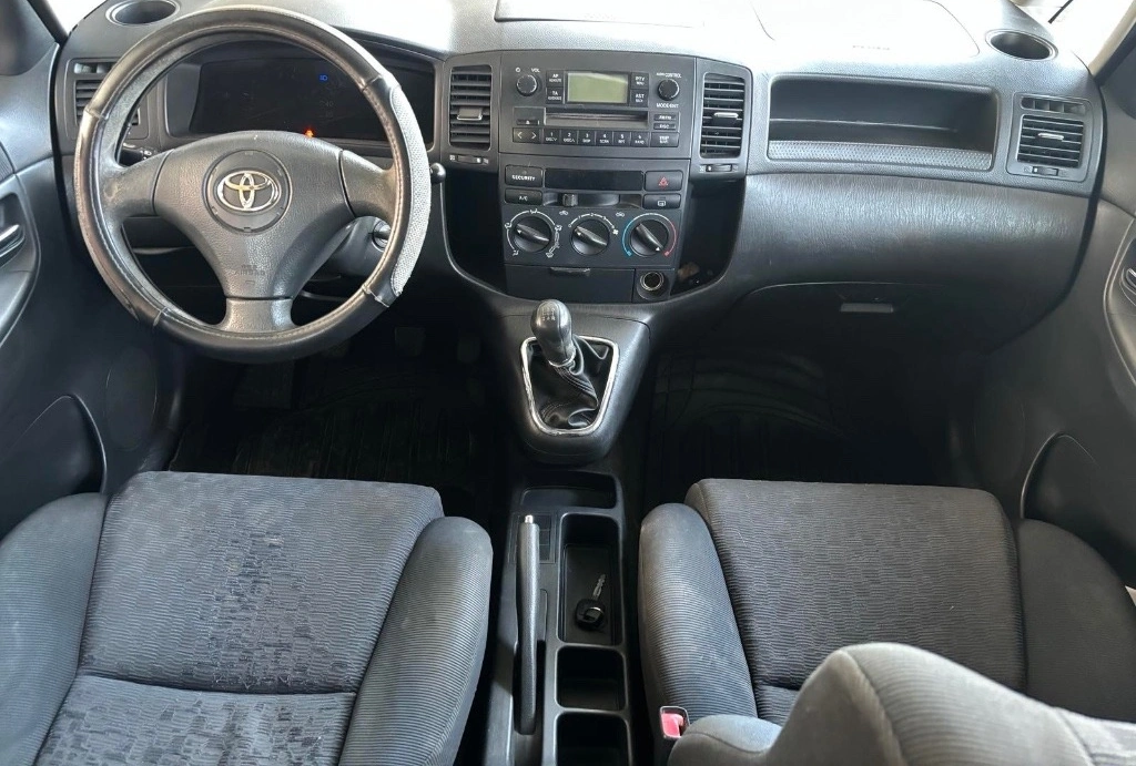 Toyota Corolla Verso 1.8vvti снимка 7