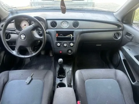Mitsubishi Outlander 2.0i снимка 7