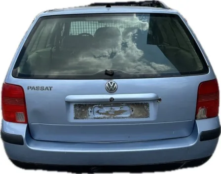 VW Passat 1.6i снимка 6