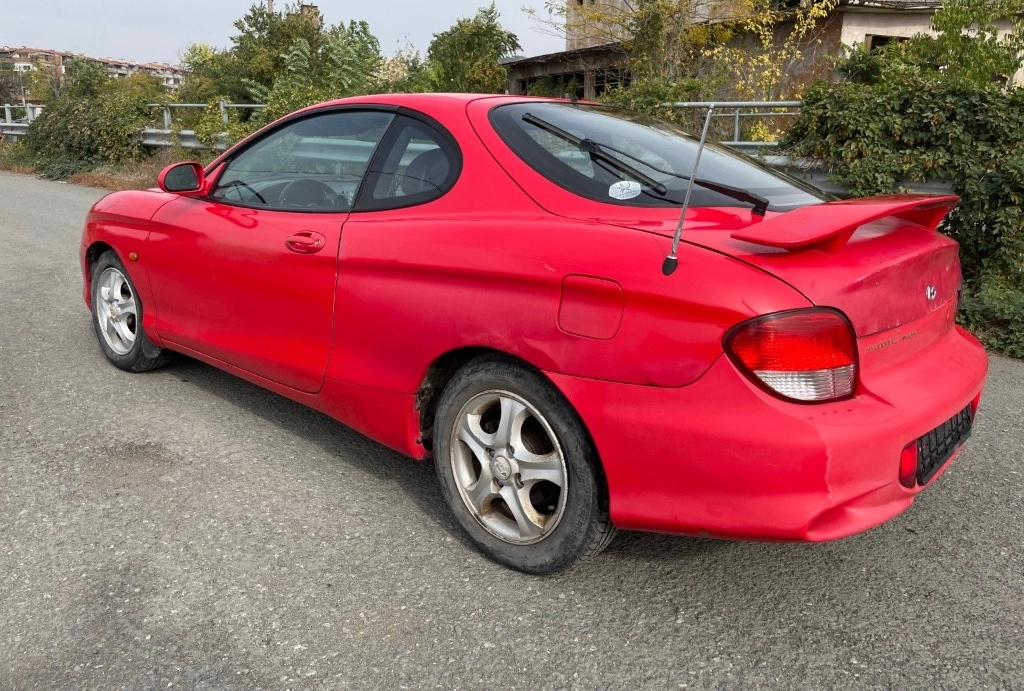 Hyundai Coupe 1.6i снимка 4