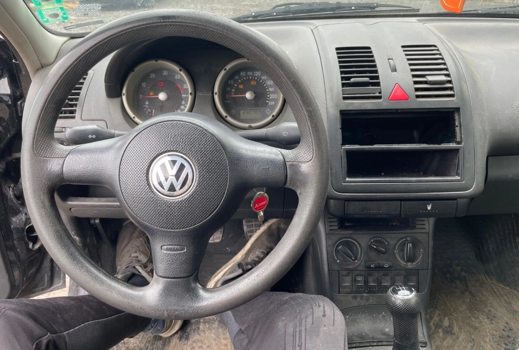 VW Polo 1.4 TDi снимка 7