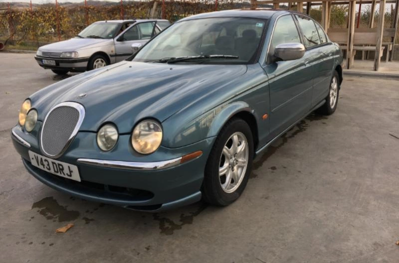 Jaguar S Type 3.0i