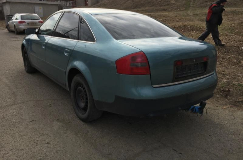 Audi A6 1.8i снимка 4