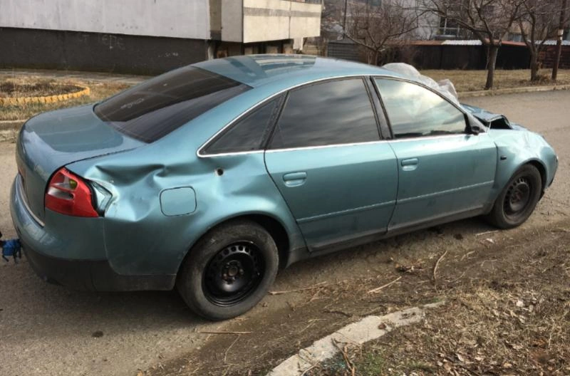 Audi A6 1.8i снимка 6