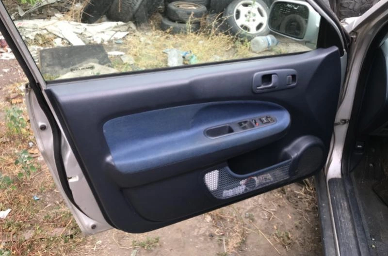 Honda HR-V 1.6i снимка 7