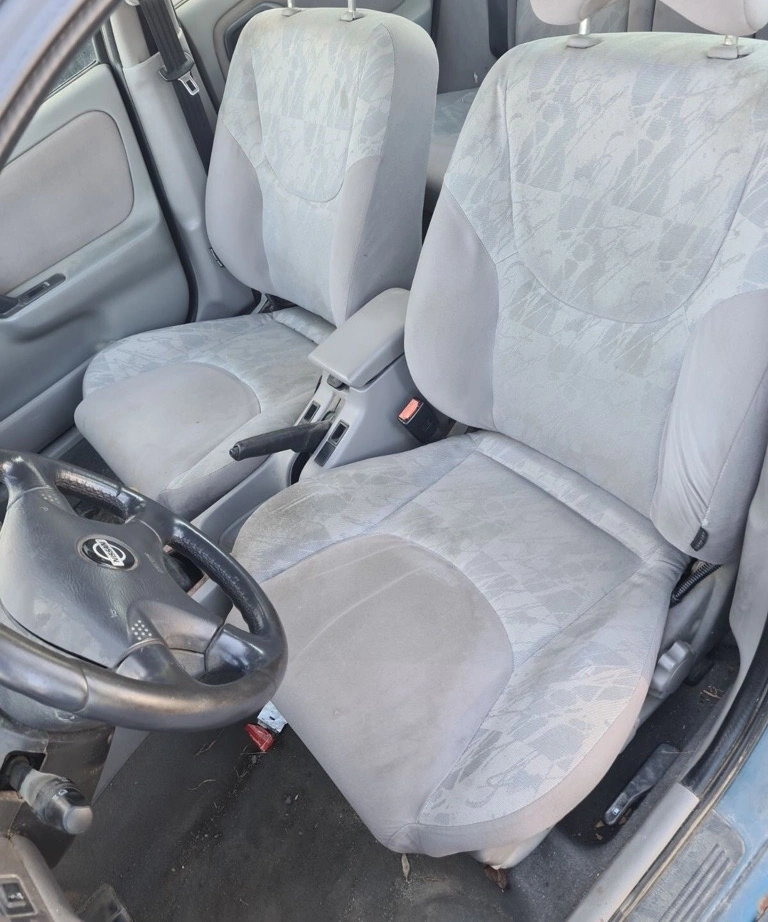 Nissan Primera 1.8и снимка 5