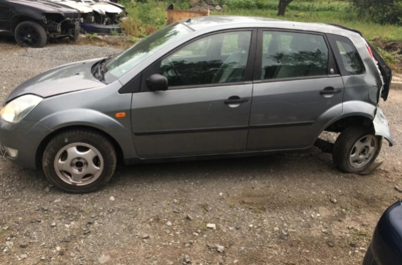 Ford Fiesta 1.4 TDci снимка 2