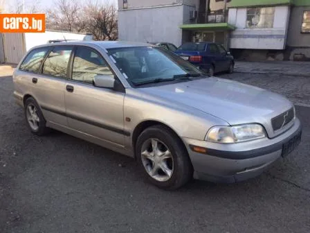 Volvo V40 2.0i