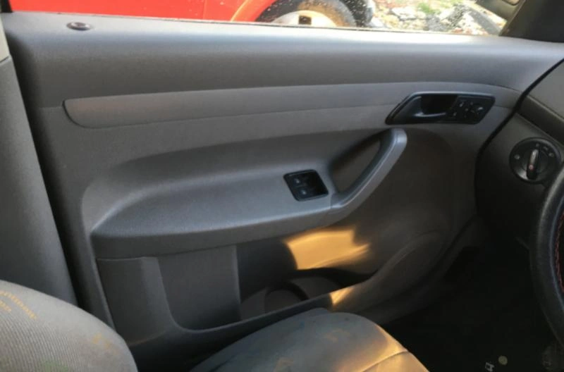VW Caddy 2.0SDI снимка 6