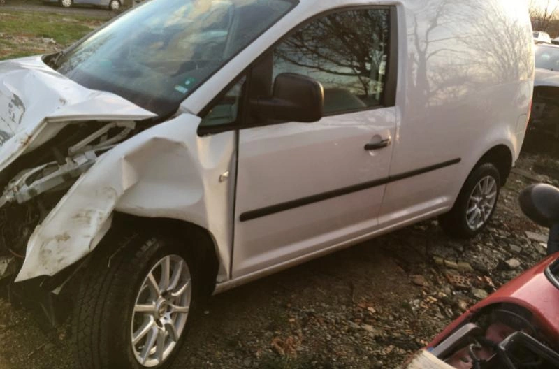 VW Caddy 2.0SDI снимка 3