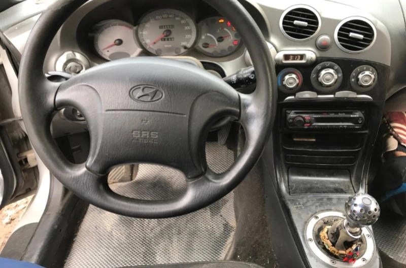 Hyundai Coupe 1.6i снимка 7