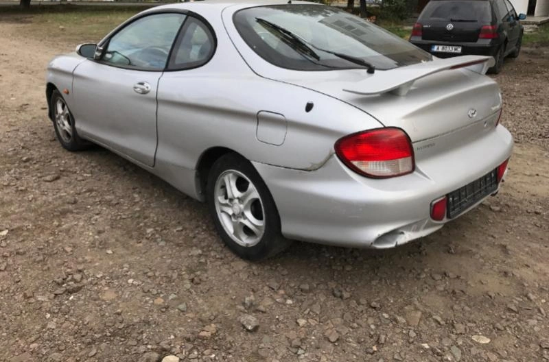Hyundai Coupe 1.6i снимка 3