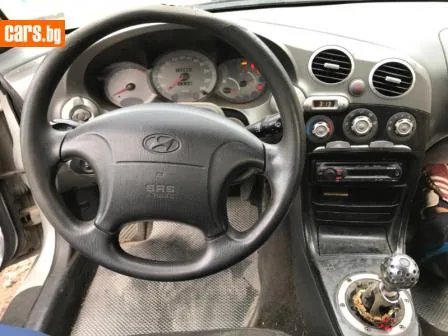 Hyundai Coupe 1.6i снимка 7