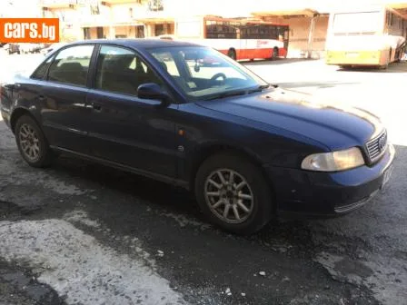 Audi A4 1.8i снимка 2