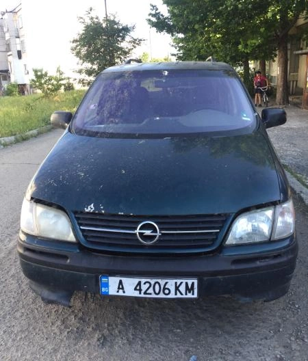 Opel Sintra 2.2i