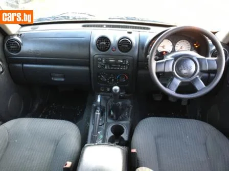 Jeep Cherokee 2.8 CRD снимка 6