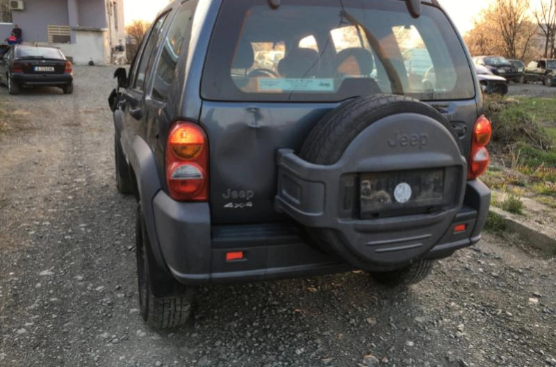 Jeep Cherokee 2.8 CRD снимка 3