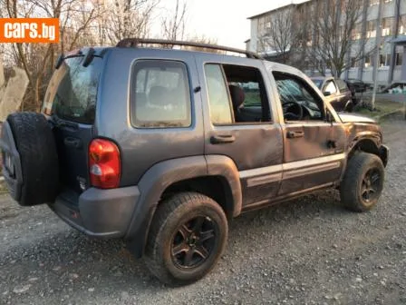 Jeep Cherokee 2.8 CRD снимка 4