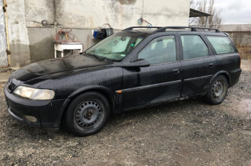Opel Vectra 1.8i снимка 2