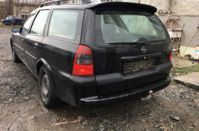 Opel Vectra 1.8i снимка 3