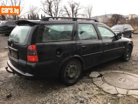 Opel Vectra 1.8i снимка 4