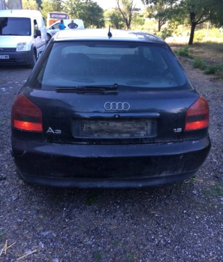 Audi A3 1.8i снимка 4