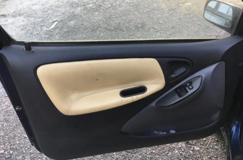 Toyota Yaris 1.4 D4D снимка 8
