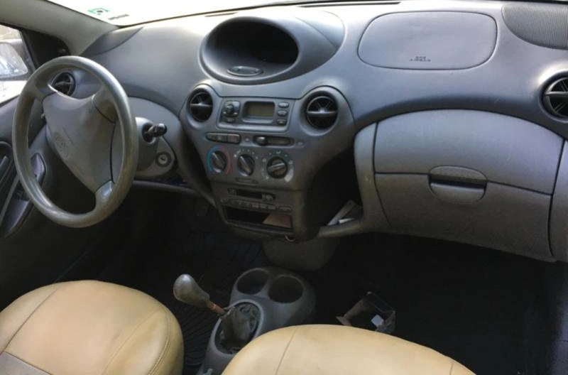 Toyota Yaris 1.4 D4D снимка 7