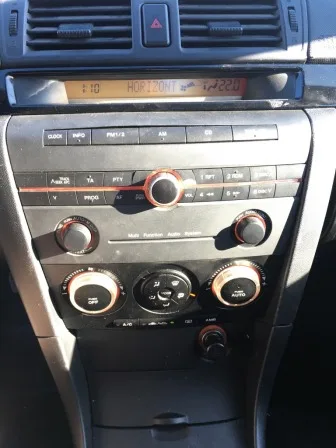 Mazda 3 1.6 HDi снимка 8