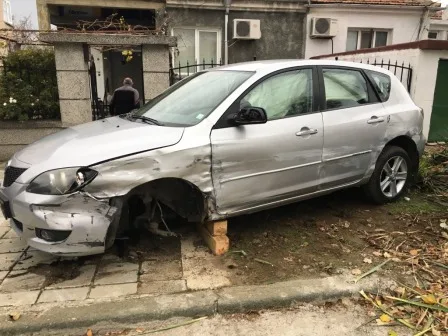 Mazda 3 1.6 HDi снимка 2