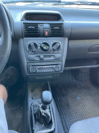 Opel Corsa 1.4i снимка 7