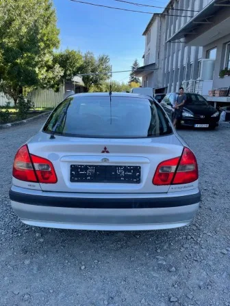 Mitsubishi Carisma 1.8 GDi снимка 4