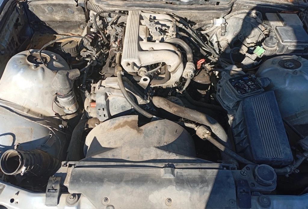 BMW 318 1.8 снимка 5