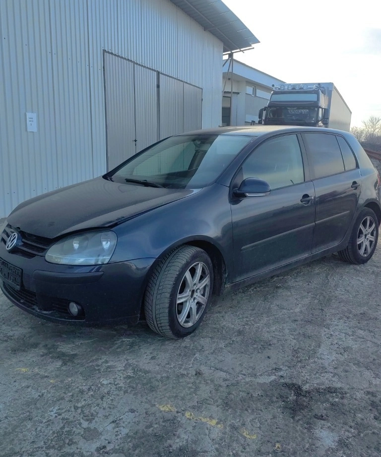 VW Golf 1.9TDI BKC снимка 4