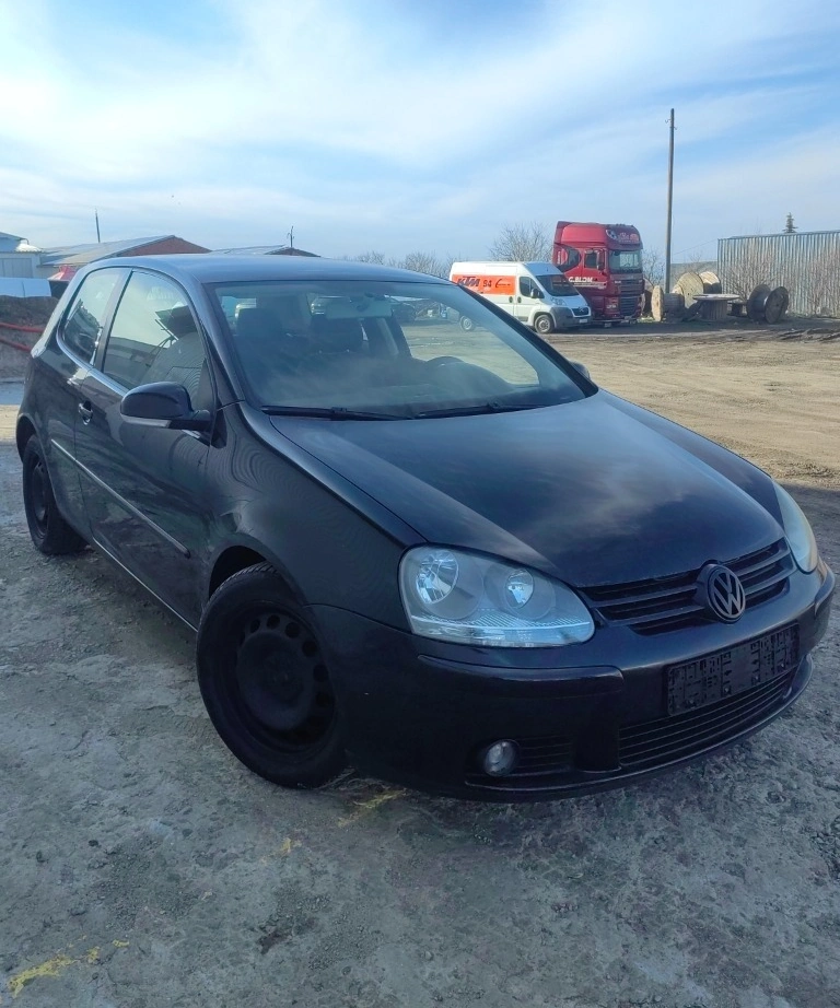 VW Golf 1.6FSI снимка 2
