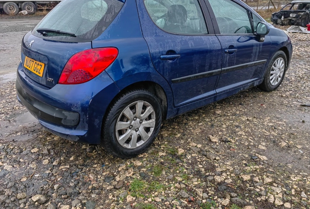 Peugeot 207 1.4HDI снимка 4