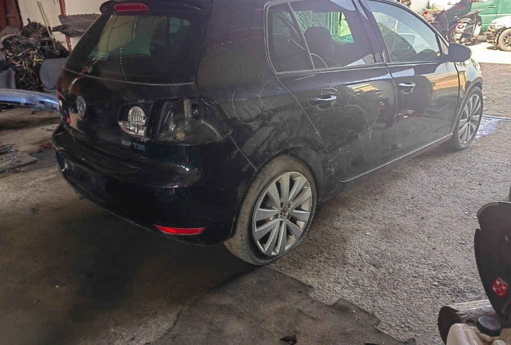 VW Golf 6 2.0CR снимка 5
